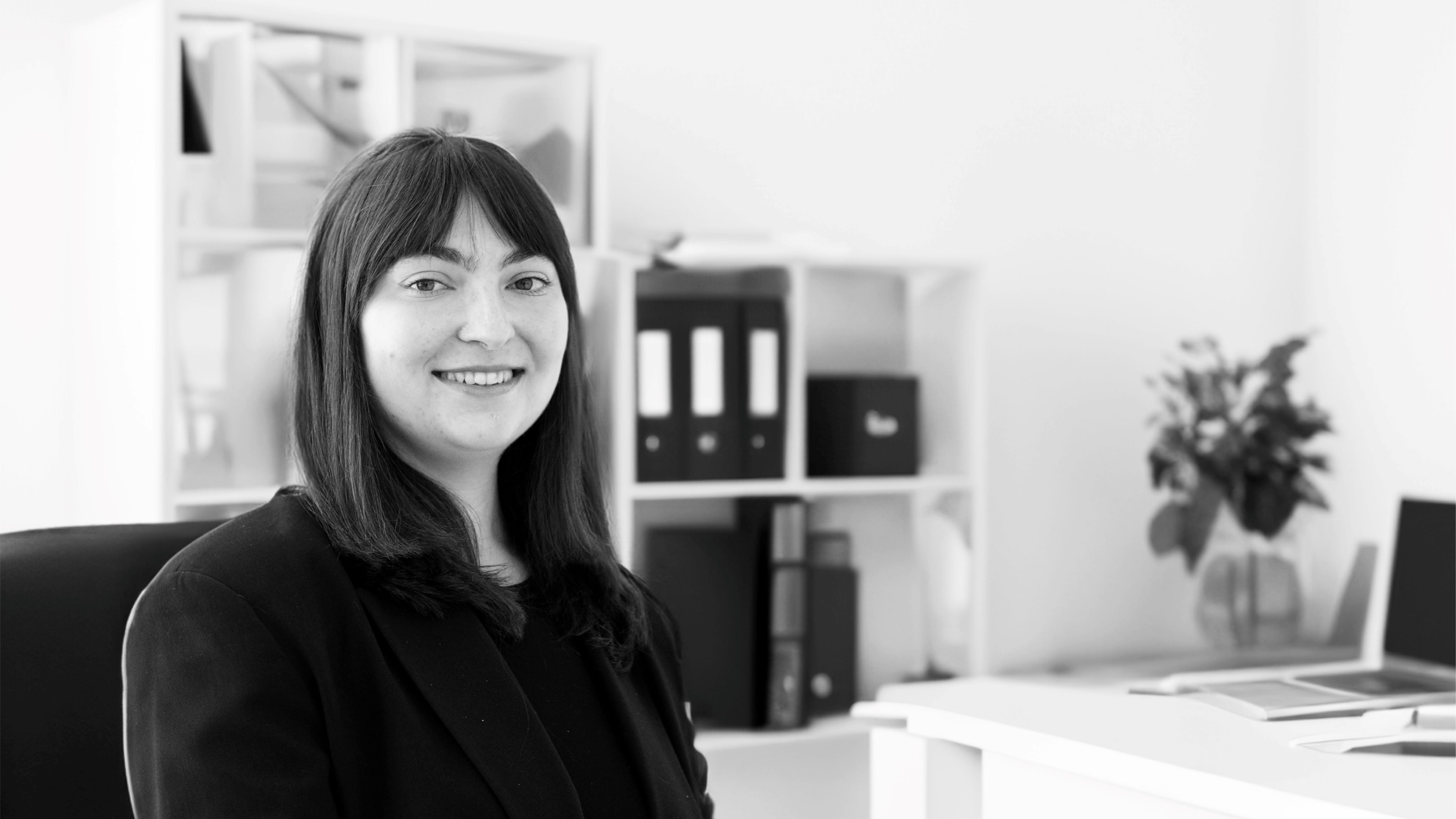 schwarz-weißes Headerbild Portrait