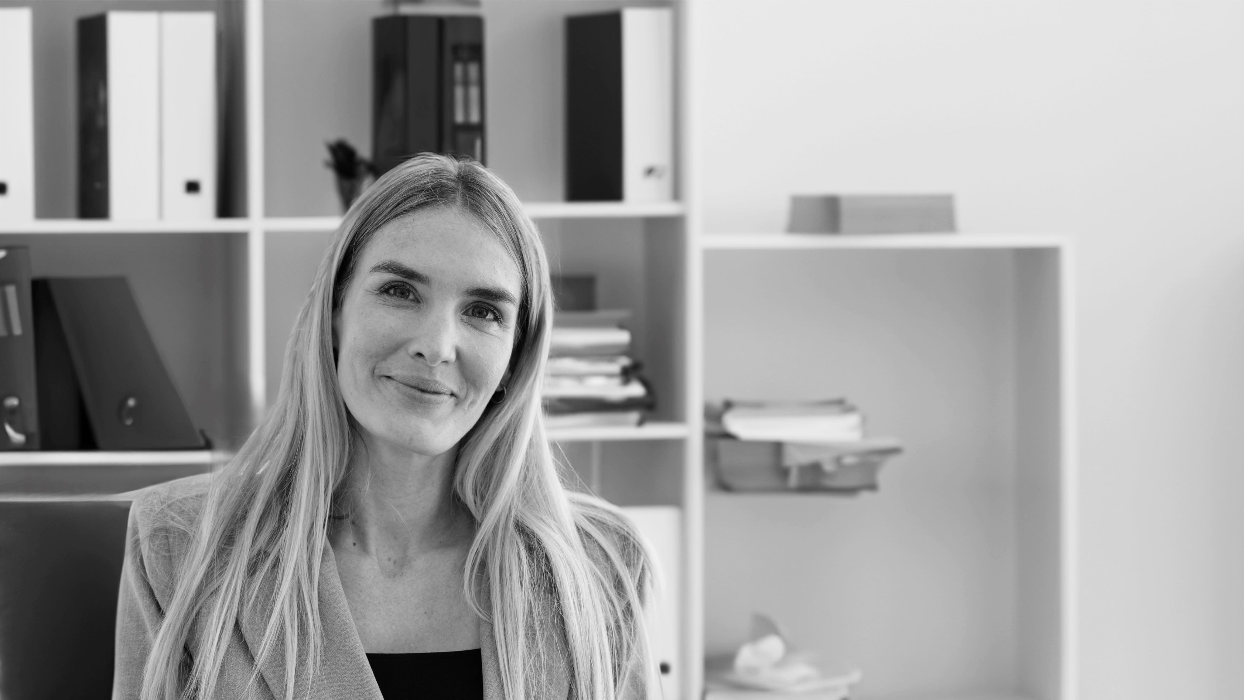 schwarz-weißes Headerbild Portrait